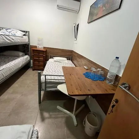 For 4 Next To Bcn Airport *