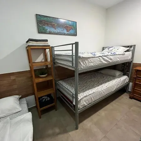 For 4 Next To Bcn Airport Apartment *